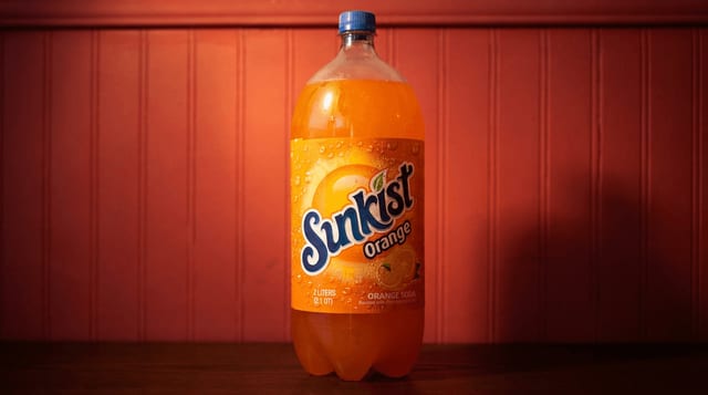 2 Liter Sunkist.